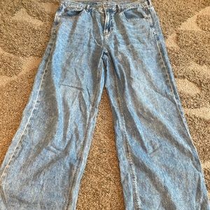 American Eagle skater jeans